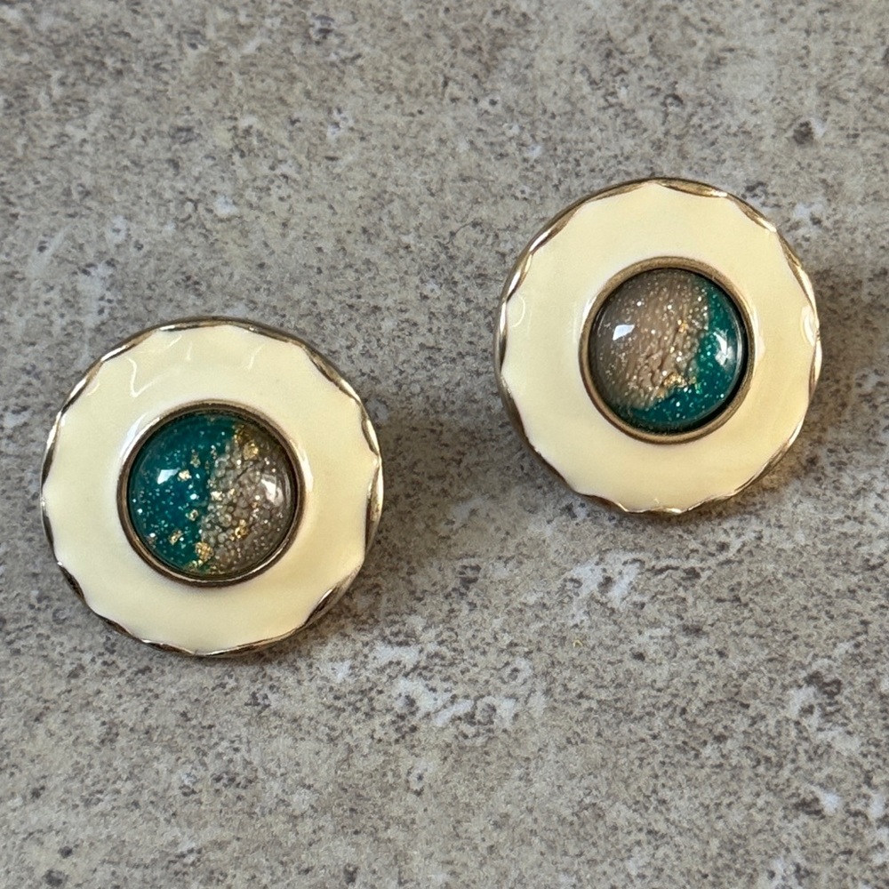 💖4/$30 New Cream and Teal Round Earrings
